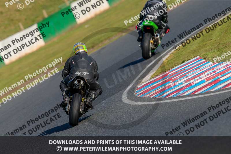 PJM Wedding Photography;enduro digital images;event digital images;eventdigitalimages;mallory park;mallory park photographs;mallory park trackday;mallory park trackday photographs;no limits trackdays;peter wileman photography;racing digital images;trackday digital images;trackday photos